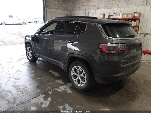 Jeep Compass Latitude 4x4 2024 3C4NJDBN5RT116958 Image 3