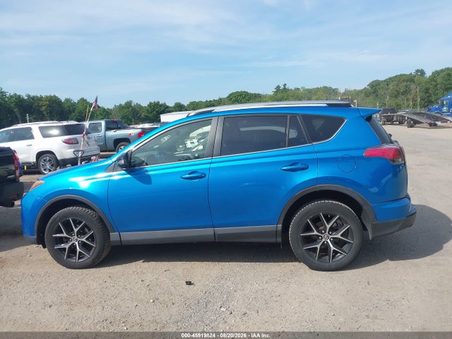 JTMJFREV6JJ734925 Toyota RAV4 SE