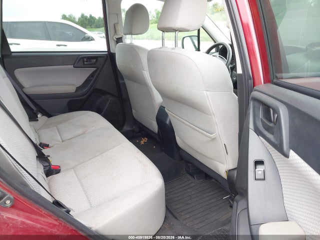 45919826 :رقم المزاد ، JF2SJAEC5JG521207 vin ، 2018 Subaru Forester 2.5i Premium مزاد بيع