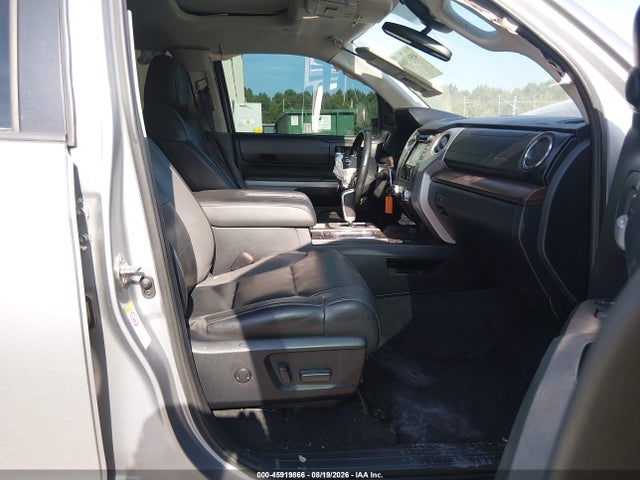 Продажа на аукционе авто 2019 Toyota Tundra Limited 5.7l V8, vin: 5TFHY5F17KX818344, номер лота: 45919866