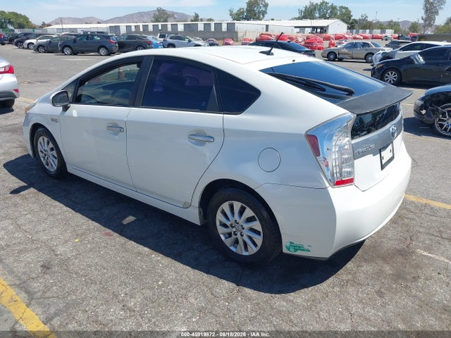 2014 Toyota Prius Plug-in მანქანა იყიდება აუქციონზე, vin: JTDKN3DP9E3056124, აუქციონის ნომერი: 45919872