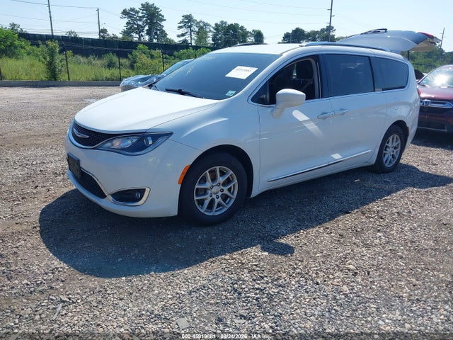 2020 Chrysler Pacifica Touring L მანქანა იყიდება აუქციონზე, vin: 2C4RC1BG8LR106401, აუქციონის ნომერი: 45919881