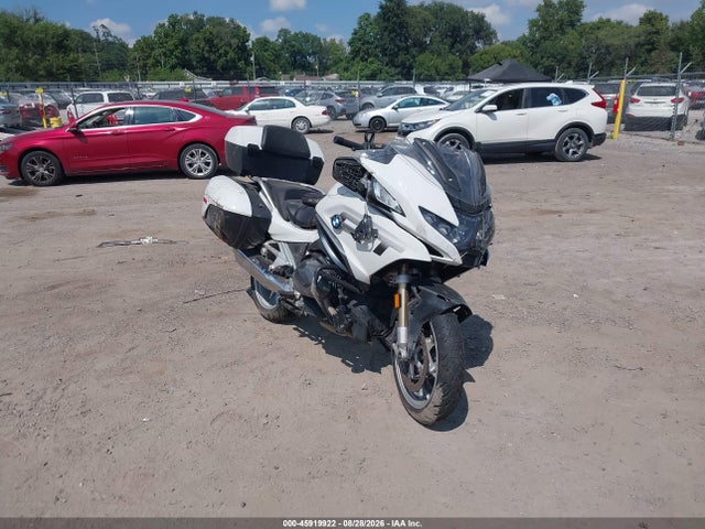 Продажа на аукционе авто 2024 Bmw R 1250 Rt, vin: WB10L0303R6K51752, номер лота: 45919922