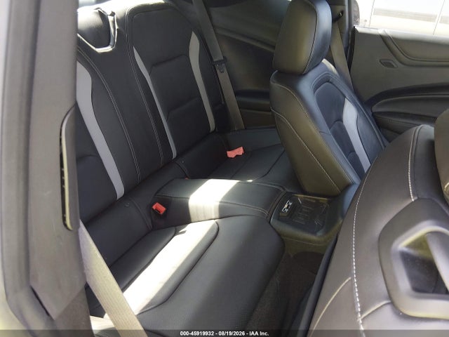 45919932 :رقم المزاد ، 1G1FD1RS4M0110606 vin ، 2021 Chevrolet Camaro Rwd  3lt مزاد بيع