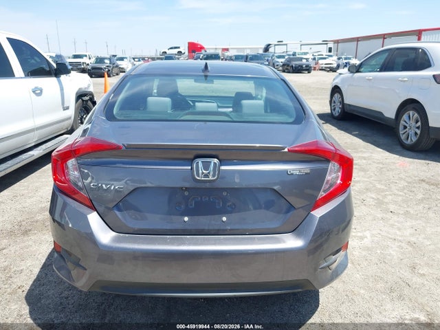 Aukcja sprzedaży 2017 Honda Civic Ex-t, vin: 19XFC1F3XHE015021, numer aukcji: 45919944