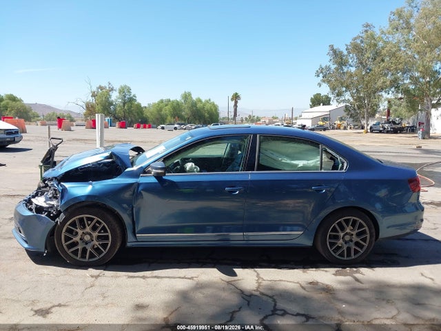 2017 Volkswagen Jetta 1.8t Sel მანქანა იყიდება აუქციონზე, vin: 3VWL17AJ9HM215683, აუქციონის ნომერი: 45919951