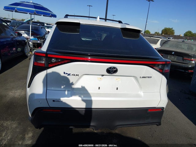 2024 Toyota Bz4x Limited მანქანა იყიდება აუქციონზე, vin: JTMAAAAA5RA050432, აუქციონის ნომერი: 45920000