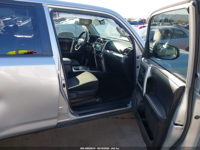 Продажа на аукционе авто 2017 Toyota 4runner Sr5, vin: JTEZU5JR5H5149200, номер лота: 45920018
