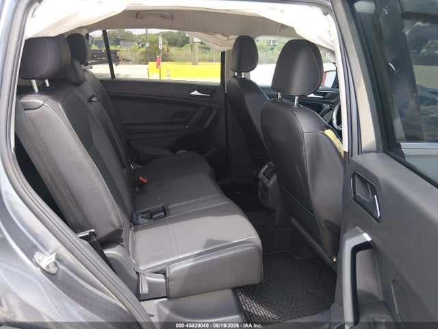 Продажа на аукционе авто 2018 Volkswagen Tiguan 2.0t Se/2.0t Sel, vin: 3VV3B7AXXJM026875, номер лота: 45920040