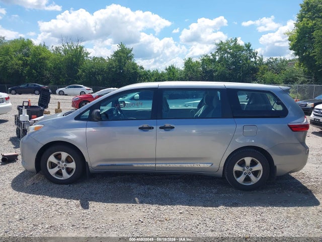Продажа на аукционе авто 2017 Toyota Sienna L 7 Passenger, vin: 5TDZZ3DC7HS871294, номер лота: 45920049