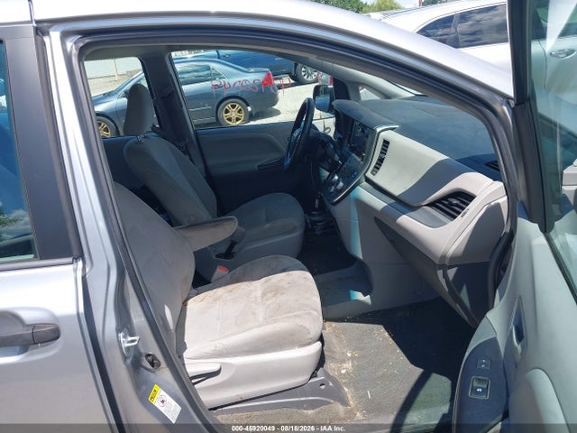 Продажа на аукционе авто 2017 Toyota Sienna L 7 Passenger, vin: 5TDZZ3DC7HS871294, номер лота: 45920049