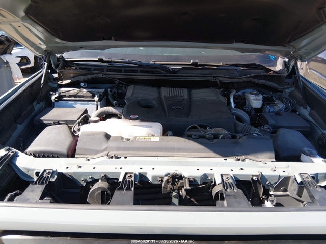 Toyota Tundra Sr5 2025 5TFLA5BCXSX003593 Image 10