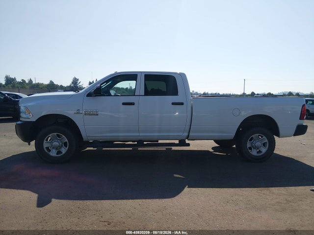 45920209 :رقم المزاد ، 3C63R3GL3HG743061 vin ، 2017 Ram 3500 Tradesman  4x4 8' Box مزاد بيع