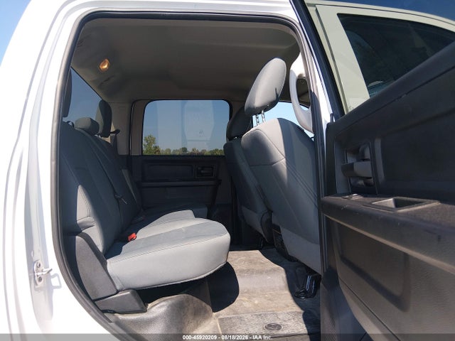 45920209 :رقم المزاد ، 3C63R3GL3HG743061 vin ، 2017 Ram 3500 Tradesman  4x4 8' Box مزاد بيع