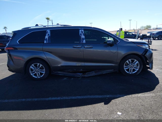 45920217 :رقم المزاد ، 5TDZRKEC0PS176680 vin ، 2023 Toyota Sienna Limited مزاد بيع