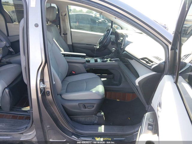 45920217 :رقم المزاد ، 5TDZRKEC0PS176680 vin ، 2023 Toyota Sienna Limited مزاد بيع