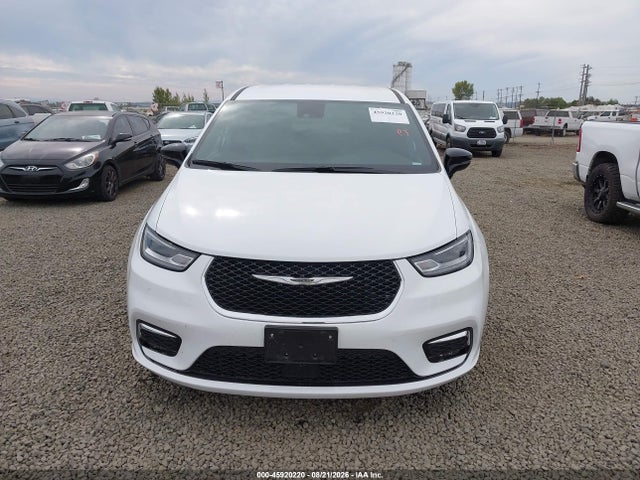 Продажа на аукционе авто 2025 Chrysler Pacifica Select, vin: 2C4RC1BG2SR612207, номер лота: 45920220