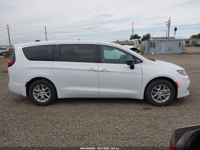 Продажа на аукционе авто 2025 Chrysler Pacifica Select, vin: 2C4RC1BG2SR612207, номер лота: 45920220