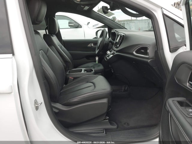 Продажа на аукционе авто 2025 Chrysler Pacifica Select, vin: 2C4RC1BG2SR612207, номер лота: 45920220