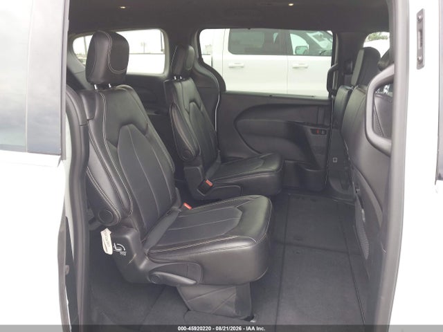 Продажа на аукционе авто 2025 Chrysler Pacifica Select, vin: 2C4RC1BG2SR612207, номер лота: 45920220