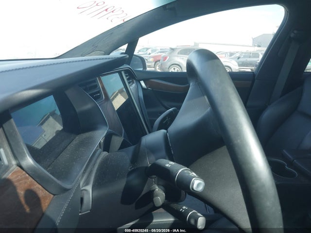 Продаж на аукціоні авто 2019 Tesla Model X 100d/75d/long Range, vin: 5YJXCBE27KF185972, номер лоту: 45920245
