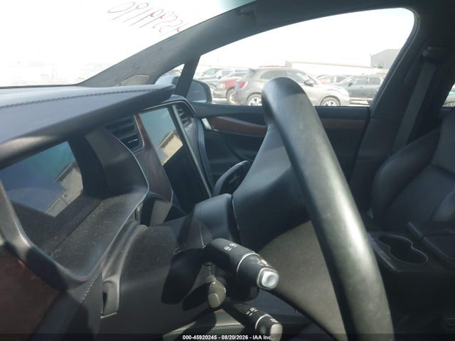 Продаж на аукціоні авто 2019 Tesla Model X 100d/75d/long Range, vin: 5YJXCBE27KF185972, номер лоту: 45920245