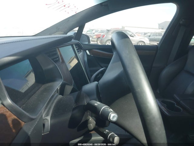 Продаж на аукціоні авто 2019 Tesla Model X 100d/75d/long Range, vin: 5YJXCBE27KF185972, номер лоту: 45920245