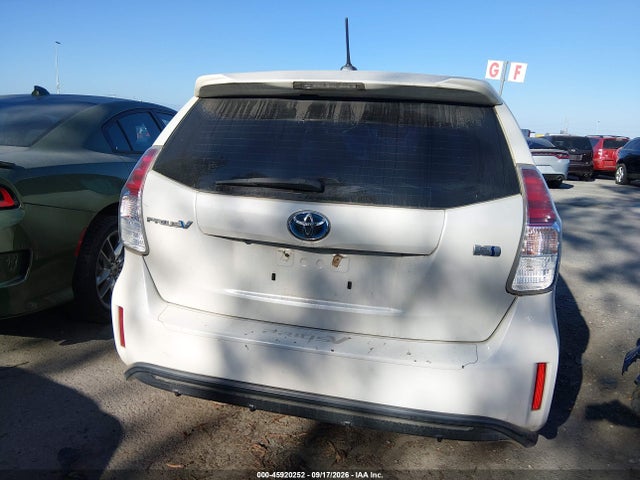 Toyota PRIUS V 2015 JTDZN3EU3FJ021952 Image 17