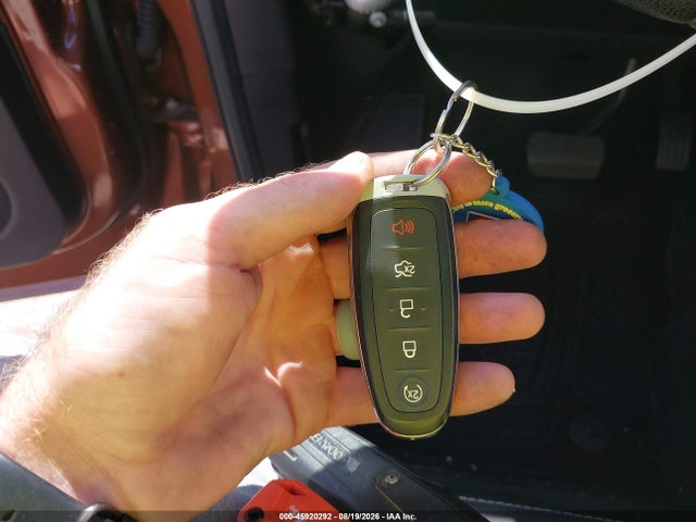 45920292 :رقم المزاد ، 1FMCU9J97HUB85408 vin ، 2017 Ford Escape Titanium مزاد بيع
