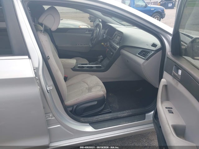 2016 Hyundai Sonata მანქანა იყიდება აუქციონზე, vin: 5NPE24AF1GH401158, აუქციონის ნომერი: 45920321