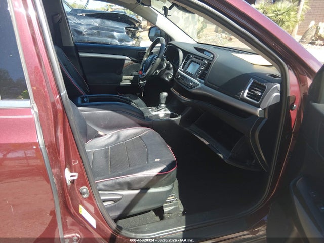 Toyota Highlander Le 2019 5TDZZRFH6KS330529 Image 5