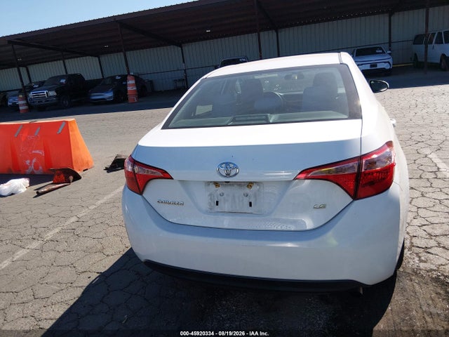 2T1BURHE5JC022472 Toyota COROLLA LE