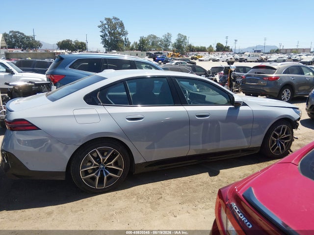 2024 Bmw I5 Edrive40 მანქანა იყიდება აუქციონზე, vin: WBY33FK03RCS00417, აუქციონის ნომერი: 45920345