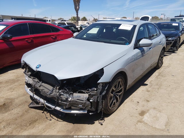 2024 Bmw I5 Edrive40 მანქანა იყიდება აუქციონზე, vin: WBY33FK03RCS00417, აუქციონის ნომერი: 45920345