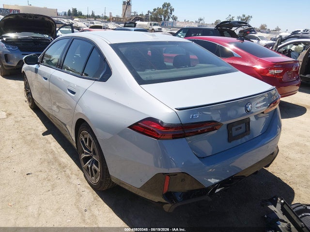 2024 Bmw I5 Edrive40 მანქანა იყიდება აუქციონზე, vin: WBY33FK03RCS00417, აუქციონის ნომერი: 45920345