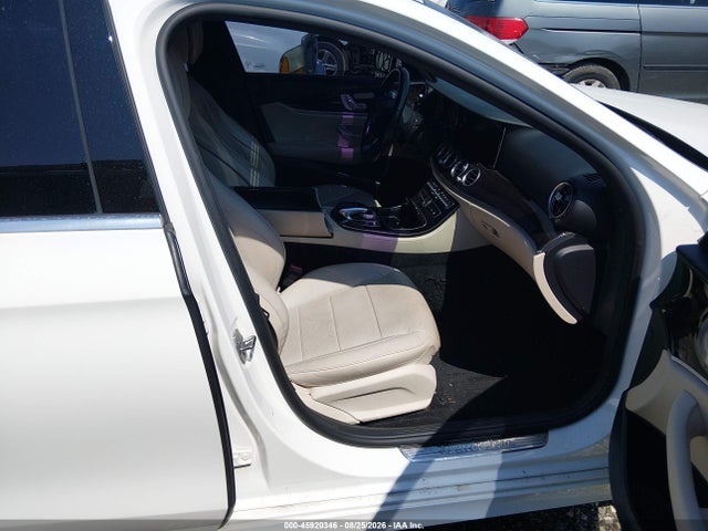 45920346 :رقم المزاد ، WDDZF4JB2HA201097 vin ، 2017 Mercedes-benz E 300 مزاد بيع