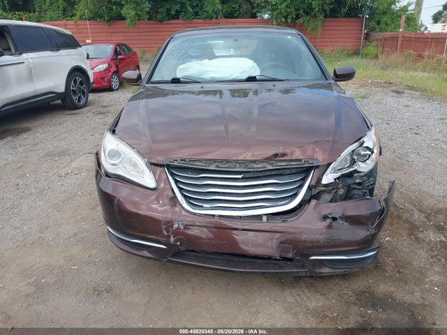 Продажа на аукционе авто 2013 Chrysler 200 Touring, vin: 1C3CCBBB6DN615132, номер лота: 45920348