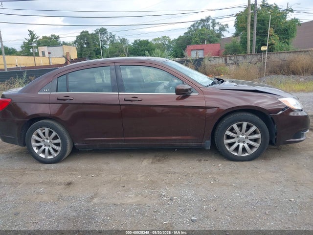 Продажа на аукционе авто 2013 Chrysler 200 Touring, vin: 1C3CCBBB6DN615132, номер лота: 45920348