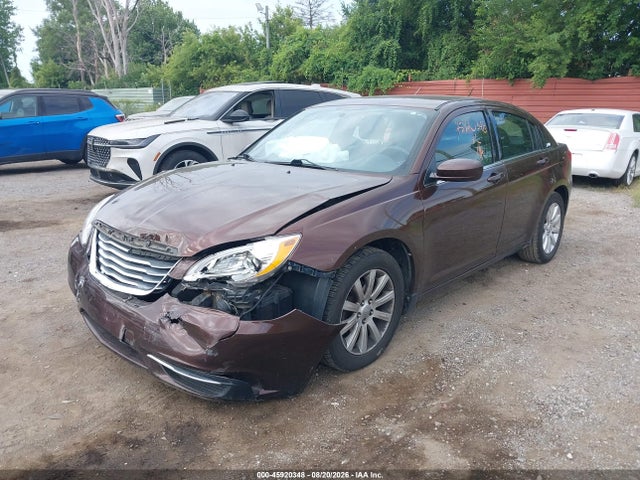 Продажа на аукционе авто 2013 Chrysler 200 Touring, vin: 1C3CCBBB6DN615132, номер лота: 45920348
