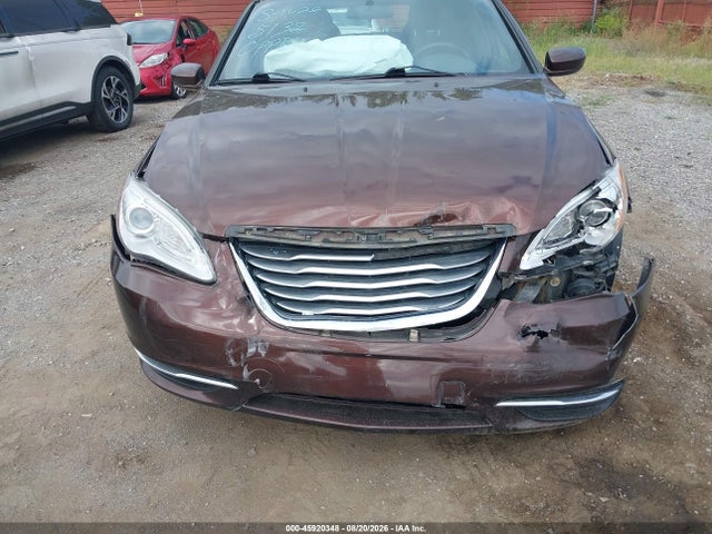 Продажа на аукционе авто 2013 Chrysler 200 Touring, vin: 1C3CCBBB6DN615132, номер лота: 45920348