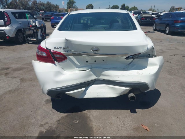 1N4AL3AP3JC161862 Nissan Altima 2.5 S