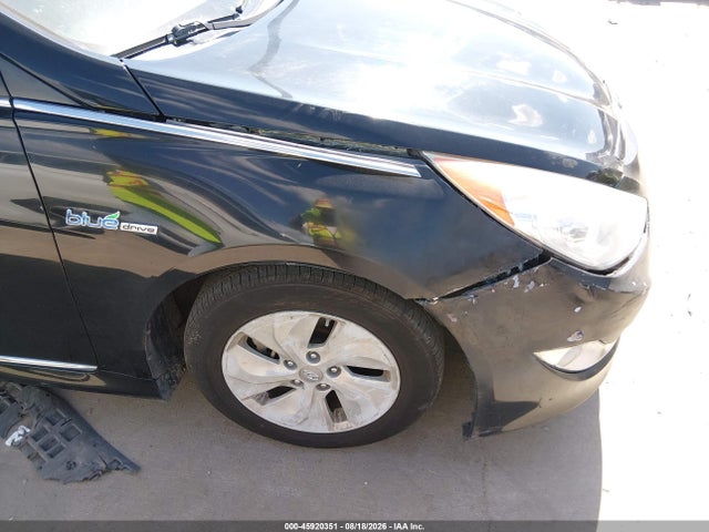 Продажа на аукционе авто 2015 Hyundai Sonata Hybrid, vin: KMHEC4A43FA133999, номер лота: 45920351