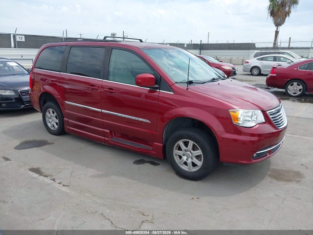 45920354 :رقم المزاد ، 2A4RR5DG9BR694854 vin ، 2011 Chrysler Town & Country Touring مزاد بيع