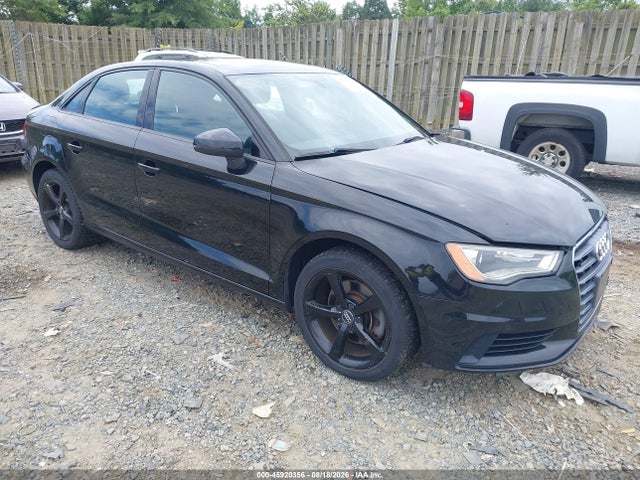 Продаж на аукціоні авто 2015 Audi A3 2.0t Premium, vin: WAUBFGFF0F1053924, номер лоту: 45920356