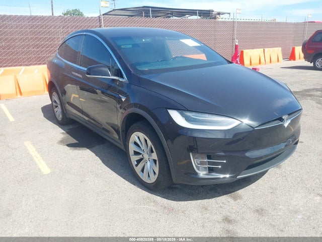 2016 5YJXCDE22GF026263 главное изображение