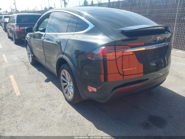 Tesla Model X 60d/70d/75d/90d 2016 5YJXCDE22GF026263 Image 3