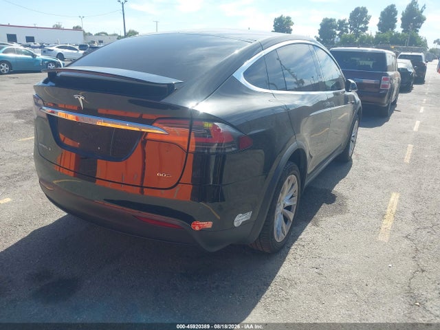 Tesla Model X 60d/70d/75d/90d 2016 5YJXCDE22GF026263 Image 4