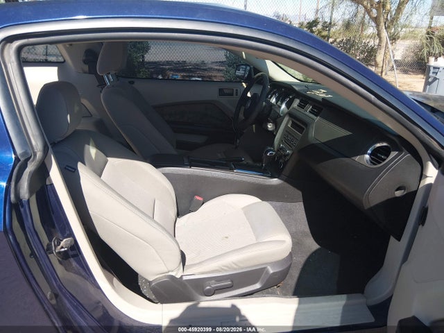 Auction sale of the 2011 Ford Mustang V6, vin: 1ZVBP8AM6B5169432, lot number: 45920399
