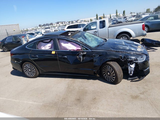 Продажа на аукционе авто 2023 Hyundai Sonata Hybrid Limited, vin: KMHL54JJ3PA058648, номер лота: 45920403