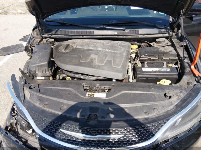 Продаж на аукціоні авто 2015 Chrysler 200 C, vin: 1C3CCCCG3FN706779, номер лоту: 45920420